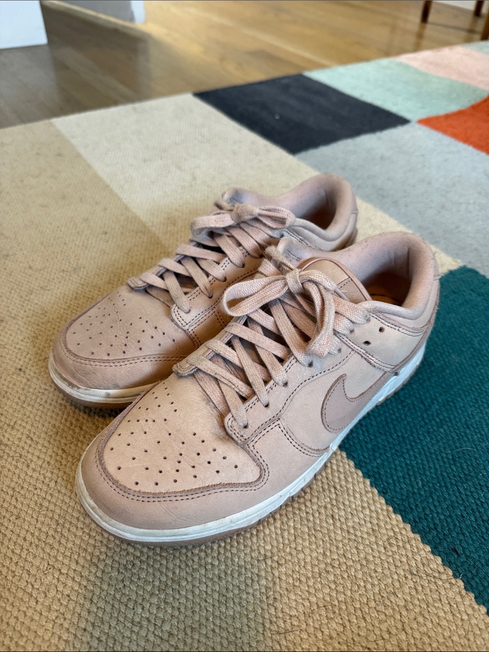 Nike Women’s Dunks Dusty Pink